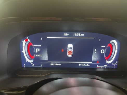 Used 2024 Nissan Pathfinder Platinum w/ Black Appearance Package image 25