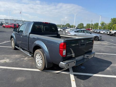 Used 2014 Nissan Frontier SV w/ SV Value Truck Package AWD/4WD image 4