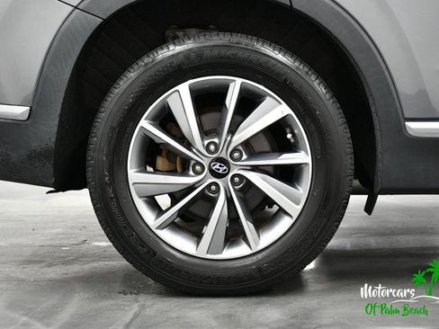 Used 2019 Hyundai Santa Fe SEL AWD/4WD image 17