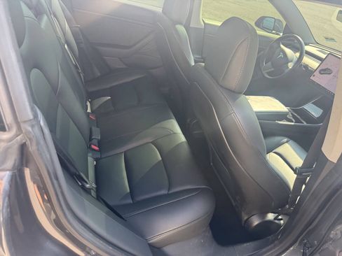 Used 2019 Tesla Model 3 Standard Range Plus RWD image 16