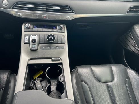 Used 2022 Hyundai Palisade Calligraphy image 38