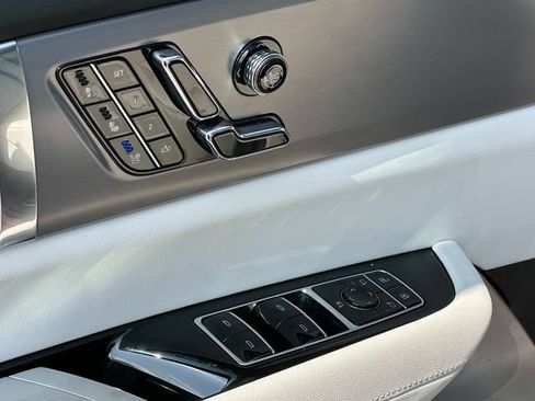 Used 2026 Cadillac Vistiq Sport AWD/4WD image 14