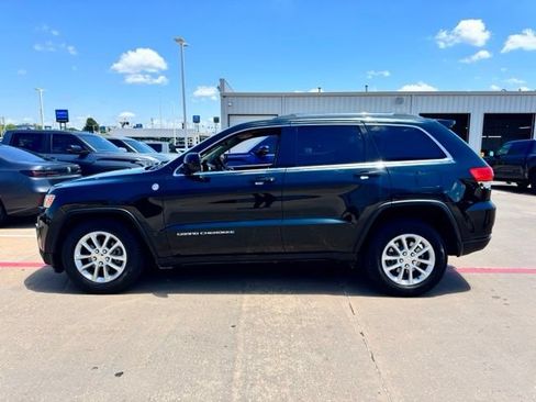 Used 2014 Jeep Grand Cherokee Laredo w/ 18" Wheel & 8.4" Radio Group AWD/4WD image 8