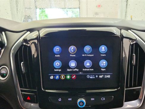 Used 2023 Chevrolet Traverse LT w/ Rear Camera Mirror Package AWD/4WD image 24