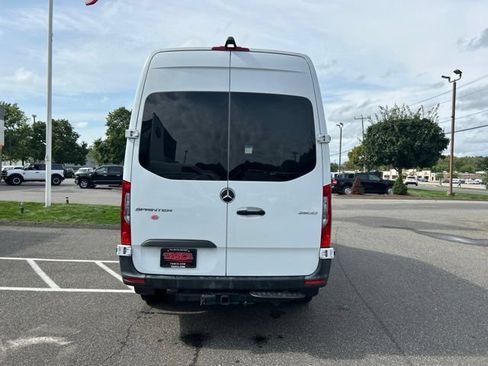 Used 2023 Mercedes-Benz Sprinter 2500 image 6