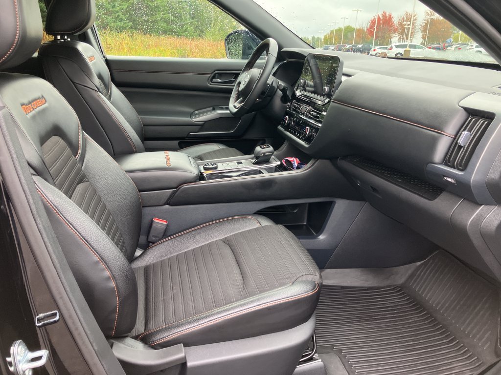 Used 2024 Nissan Pathfinder Rock Creek AWD/4WD image 23
