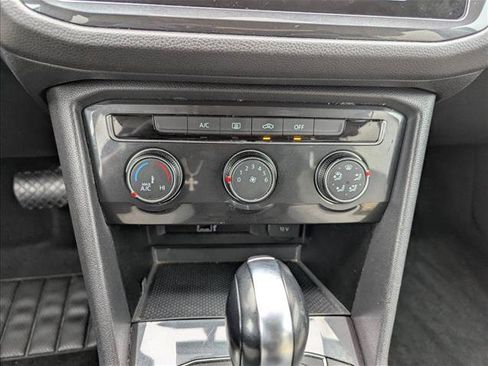 Used 2019 Volkswagen Tiguan S FWD image 19