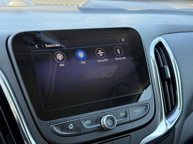 Used 2024 Chevrolet Equinox LT FWD image 25