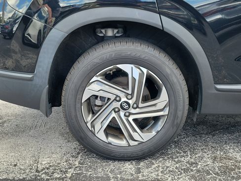 Used 2023 Hyundai Santa Fe SE FWD image 7