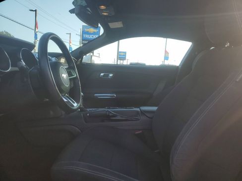 Used 2016 Ford Mustang Coupe w/ Equipment Group 051A image 8