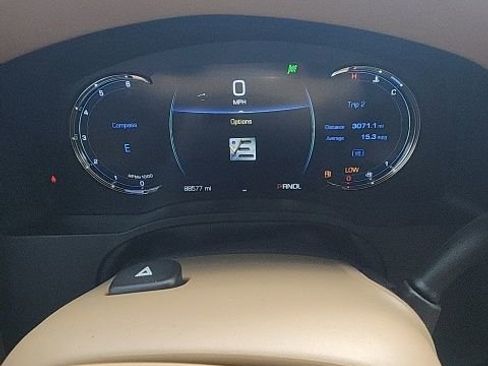 Used 2020 Cadillac Escalade Platinum image 14