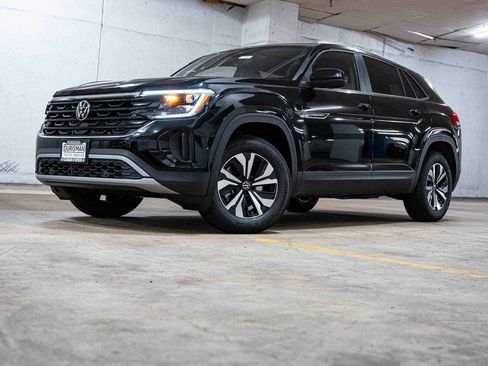 New 2026 Volkswagen Atlas Cross Sport SE AWD/4WD image 1