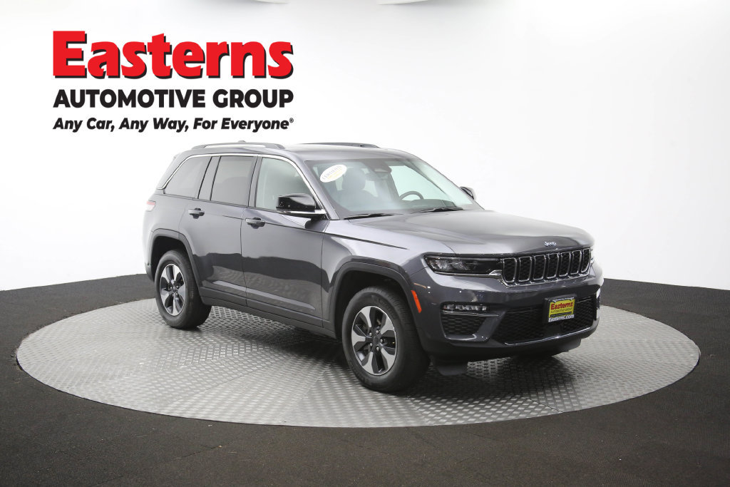 Used 2023 Jeep Grand Cherokee 4WD 4xe image 55