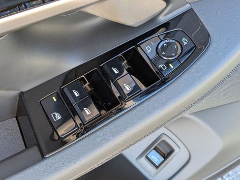 New 2026 BMW 530i w/ M Sport Package image 13