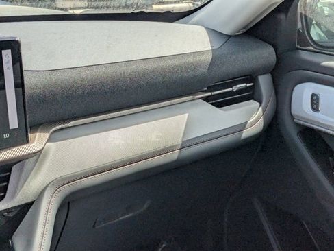 New 2026 Ford Explorer Active image 18