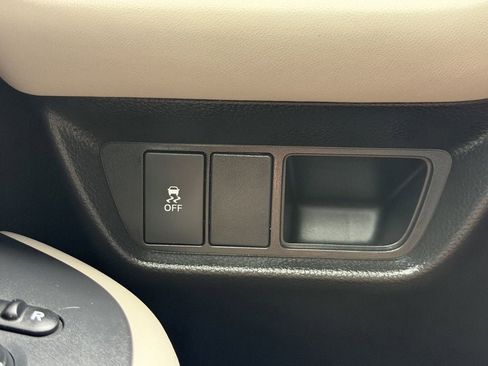 Used 2026 Honda HR-V LX image 27