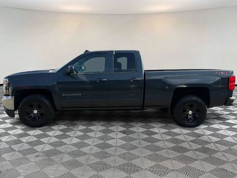 Used 2019 Chevrolet Silverado 1500 LT AWD/4WD image 4