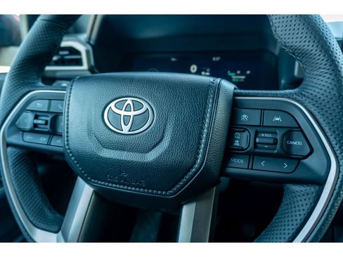 Used 2026 Toyota Tacoma TRD Off-Road AWD/4WD image 29
