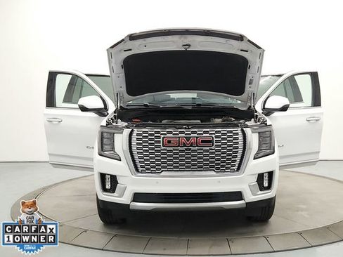 Used 2024 GMC Yukon XL Denali RWD image 10