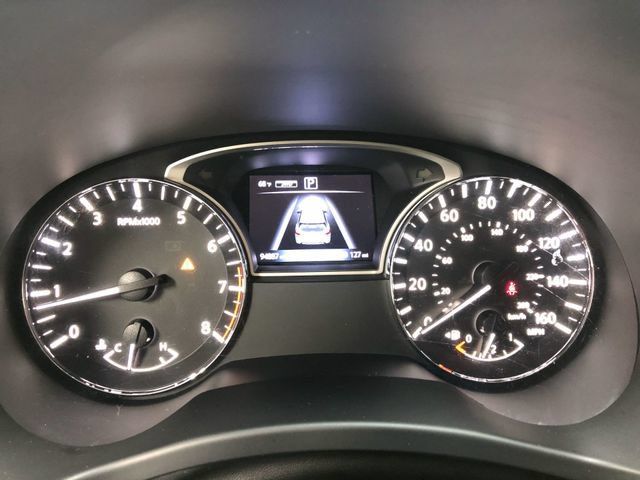 Used 2017 Nissan Pathfinder SV AWD/4WD image 17