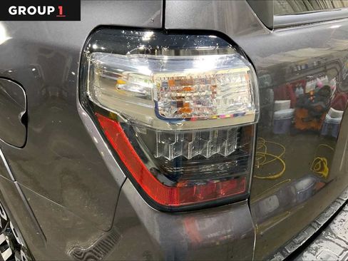 Used 2023 Toyota 4Runner Limited AWD/4WD image 29