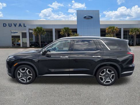 Used 2023 Hyundai Palisade SEL FWD image 7