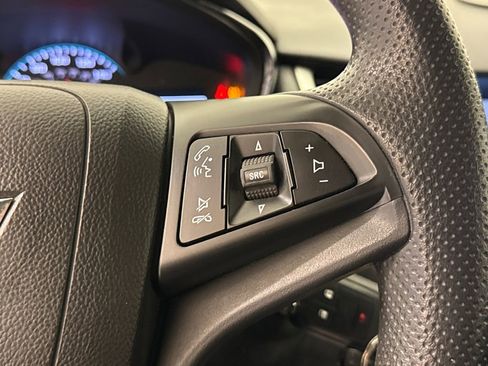 Used 2017 Chevrolet Trax LS FWD image 27