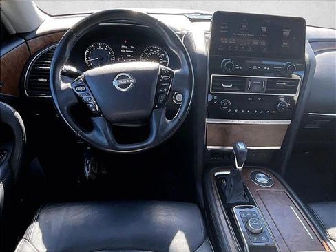 Used 2022 Nissan Armada SL w/ Captain's Chairs Package image 5