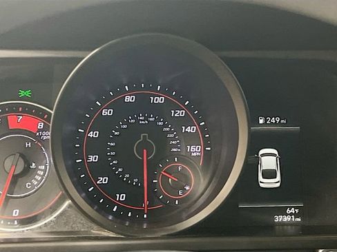 Used 2023 Hyundai Elantra SEL image 12