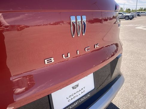 Used 2024 Buick Envista Sport Touring w/ Convenience II Package FWD image 15
