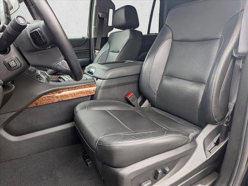 Used 2019 Chevrolet Tahoe Premier image 17