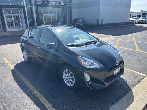 Used 2015 Toyota Prius C Four image 7