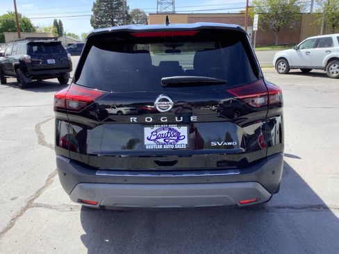 Used 2021 Nissan Rogue SV AWD/4WD image 14