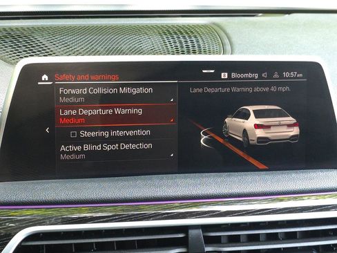 Used 2022 BMW 740i xDrive w/ M Sport Package image 41