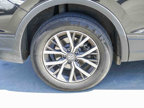 Used 2019 Volkswagen Tiguan SE image 10