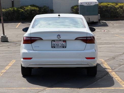 Used 2019 Volkswagen Jetta S FWD image 4
