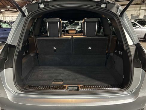 Certified 2025 Mercedes-Benz GLS 450 4MATIC image 16