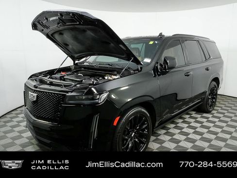 Used 2023 Cadillac Escalade Sport w/ LPO, ONYX Package image 37