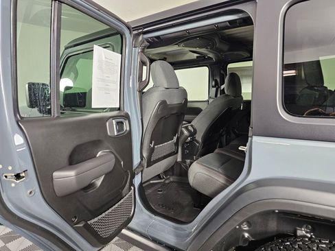 New 2026 Jeep Wrangler Unlimited Rubicon AWD/4WD image 35