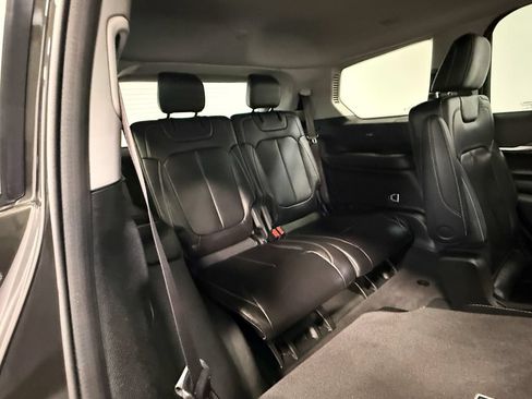 Used 2022 Jeep Grand Cherokee L Limited AWD/4WD image 68