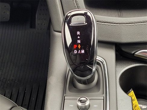 New 2025 Cadillac XT5 Premium Luxury w/ LPO, ONYX Package image 16