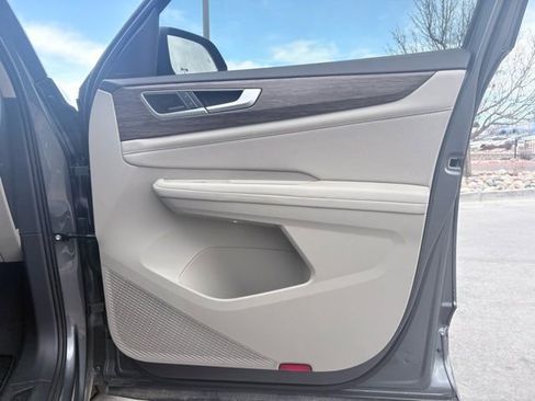 Used 2024 Volkswagen Atlas SEL Premium R-Line image 28