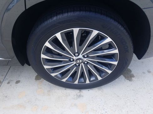 Used 2023 Hyundai Palisade Calligraphy image 23