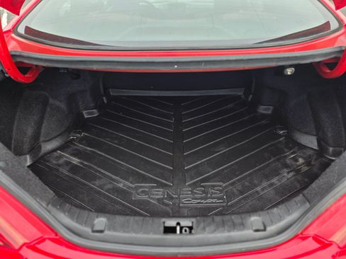 Used 2013 Hyundai Genesis 3.8 RWD image 22