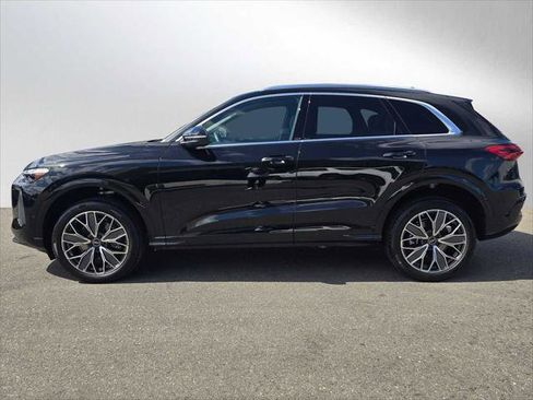 Certified 2025 Audi Q5 Premium Plus w/ Premium Plus AWD/4WD image 6