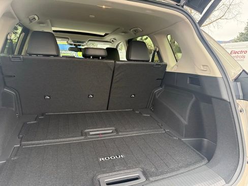 New 2026 Nissan Rogue Platinum image 41