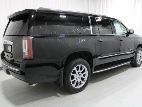 Used 2018 GMC Yukon XL Denali w/ Open Road Package AWD/4WD image 6