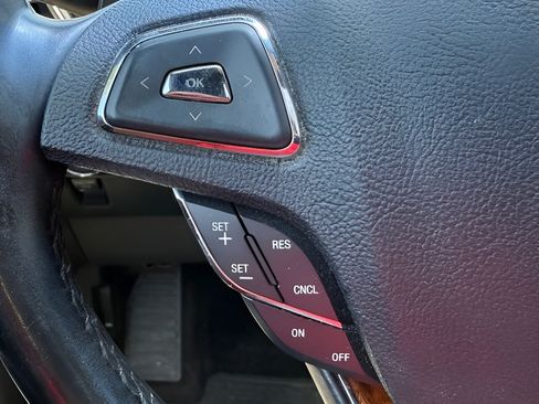 Used 2016 Lincoln MKX Reserve w/ Climate Package AWD/4WD image 18