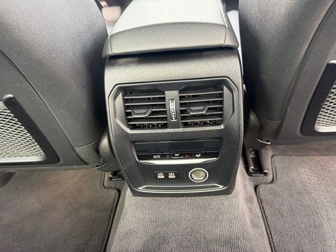 Used 2019 BMW 330i Sedan w/ Convenience Package RWD image 12