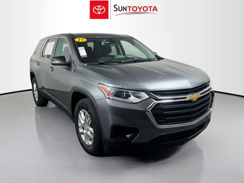 Used 2021 Chevrolet Traverse LS FWD image 1